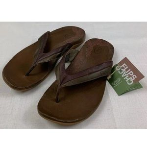Chaco leather flip flop sandals
